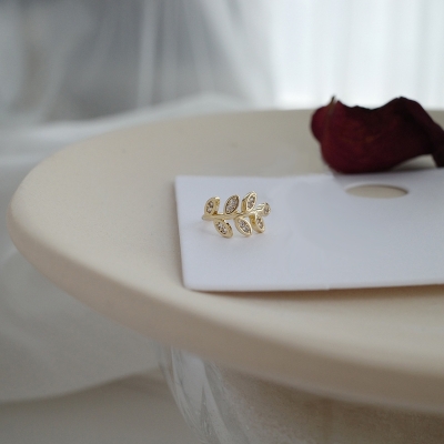 Blad Earcuffs - Goud