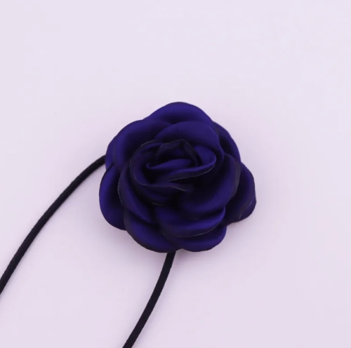 Roos Choker - Blauw